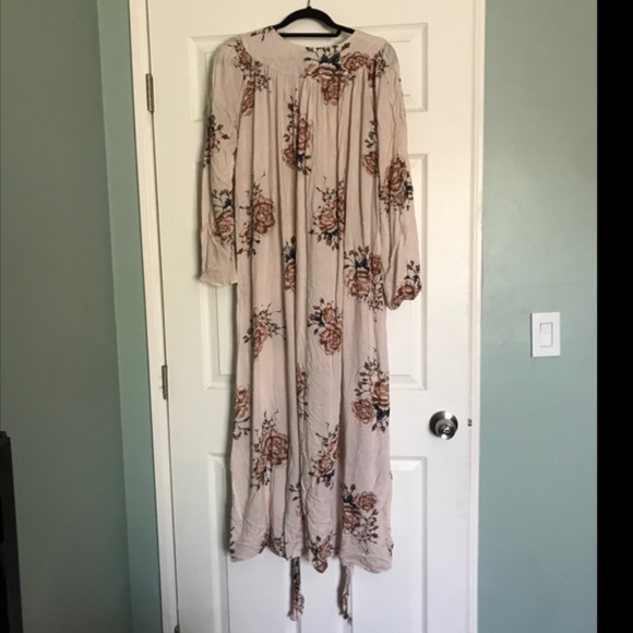 💕💕CUTE DRESS💕💕 - Picture 2 of 7